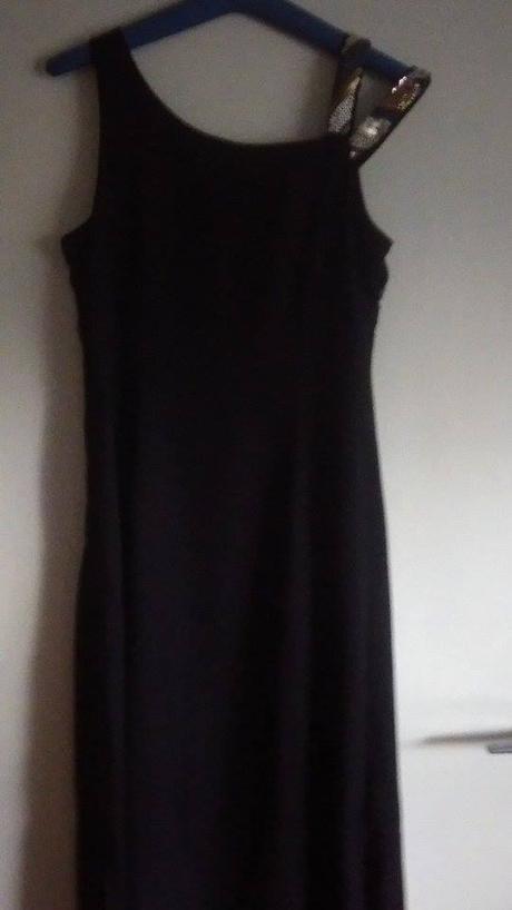 Damske spoločenske šaty 38v, 38