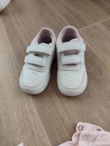 Tenisky adidas pre dievčatko, adidas,22