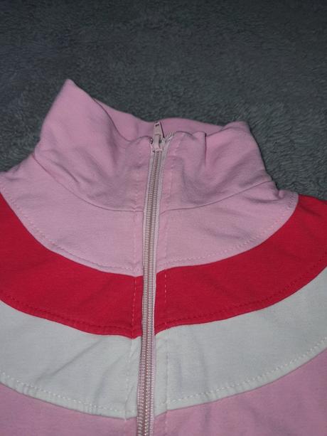 Kvalitná mikina 146, 146