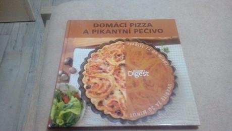 Domácí pizza a pikantní pečivo, 