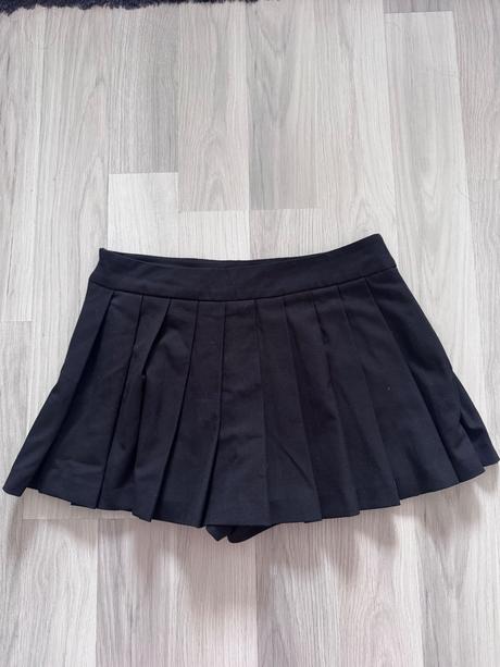 Čierny skort zara, zara,s