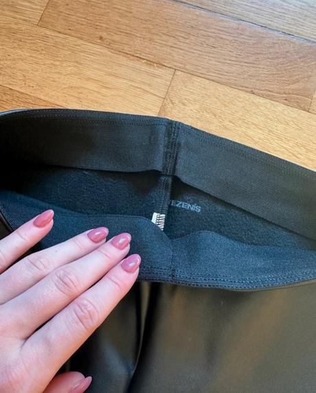 Nové kožené legíny, tezenis,s