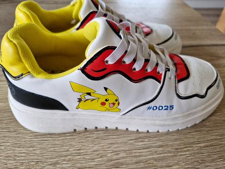 Tenisky pokemon, zara,36