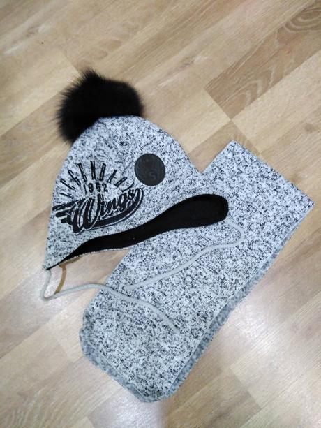 Chlapčenská čapica so šalom, 