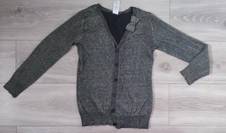 Čierno zlatý svetrik, 134