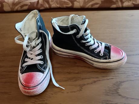 Tenisky vyššie, 36