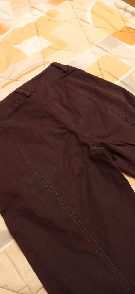 Nohavice kvalitné, s