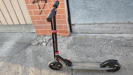 Kolobezka skladacia,