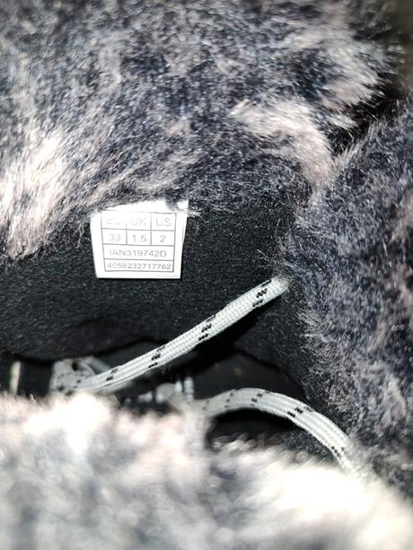 Čižmy lupilu, lupilu,33