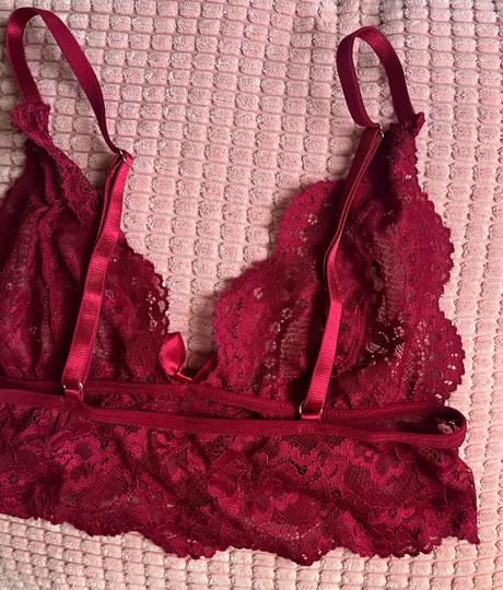Sexy červená čipkovaná podprsenka, m/38, m