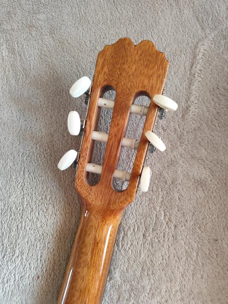 Gitara 3/4 alba + pás + púzdro, 