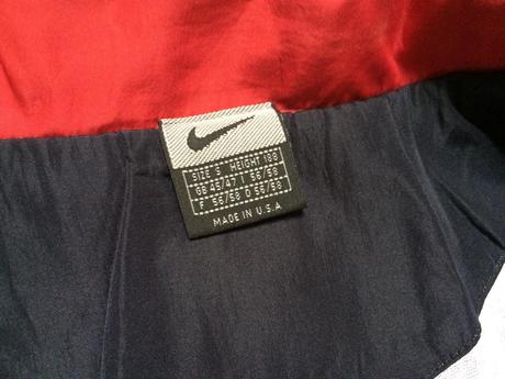 Šušťačka nike, s