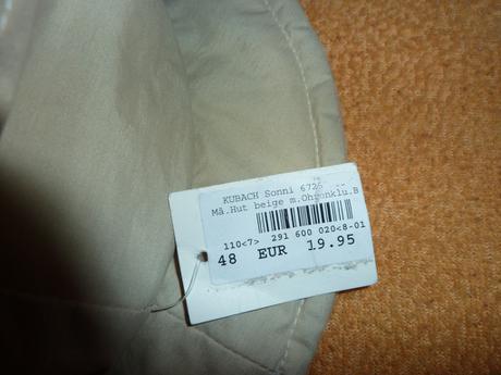 Klobúčik od návrhárky gisela weckerle, 80