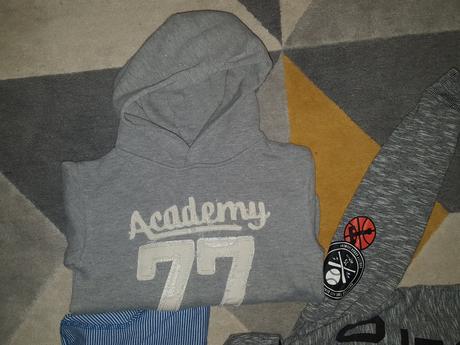 Mikiny, veľ. 122, 122