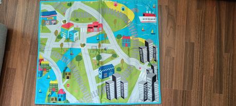 Hracia podložka mesto,