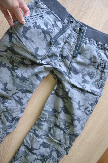 Roll up maskáčove nohavice na gumu xs/s, 158