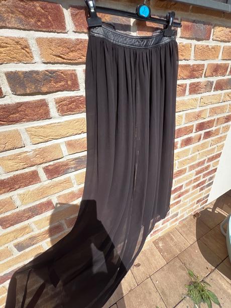 Dlhá priehľadná sukňa forever 21, m