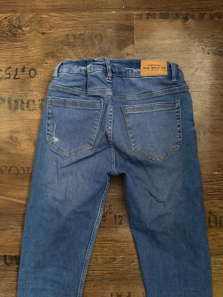 Elastické rifle, takko,146