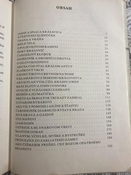 Krásna stará retro rozprávková kniha spiaca krásav,