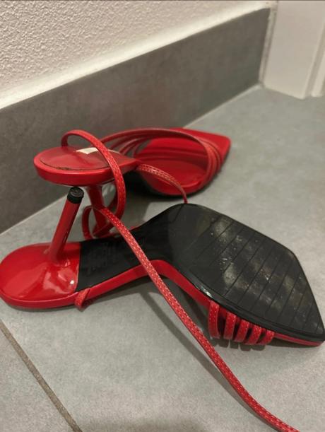 Sandale na opätku, zara,37