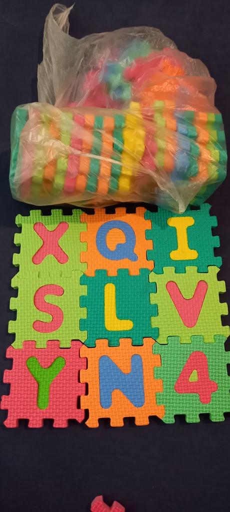 Male penove puzzle abeceda a čísla 8,5cm, 