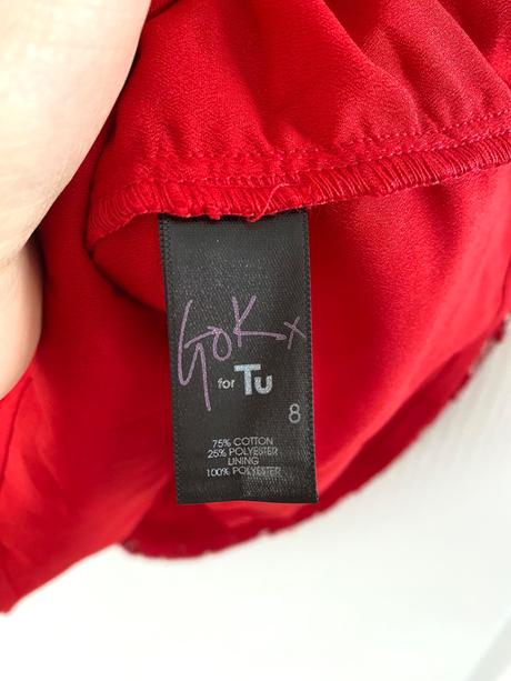 Čipkovaná červená blúzka s volánom gok, s