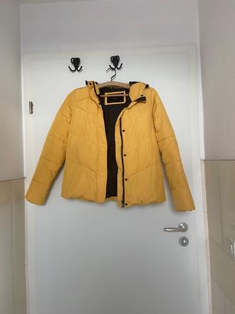 Žltá teplá prešívaná bunda, s