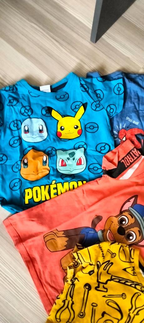 9 ks triciek, takko,92