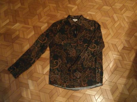 Tmavozelená košeľa, next,l