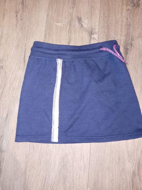 Teplejšie športová sukňa, 128