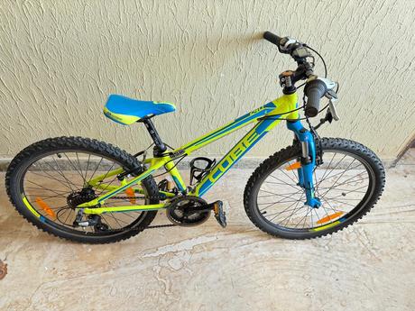 Bicykel cube 24, ghost,24