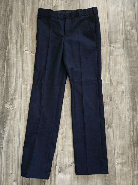 Chlapčenský oblek, 134