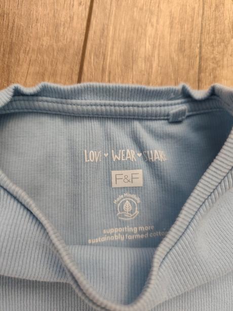 Pekné modré tričko, f&f,134