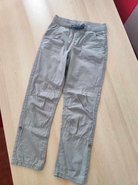 Športová vesta v.140 zn.icepeak+nohavice gratis, 134