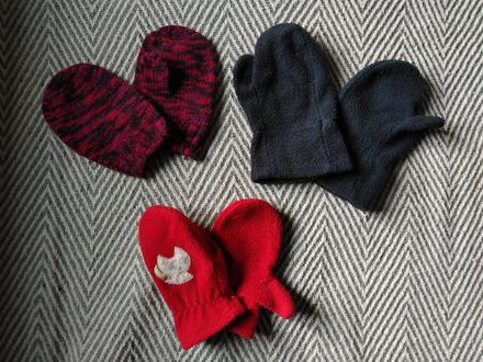 Rukavičky palčiaky, 92