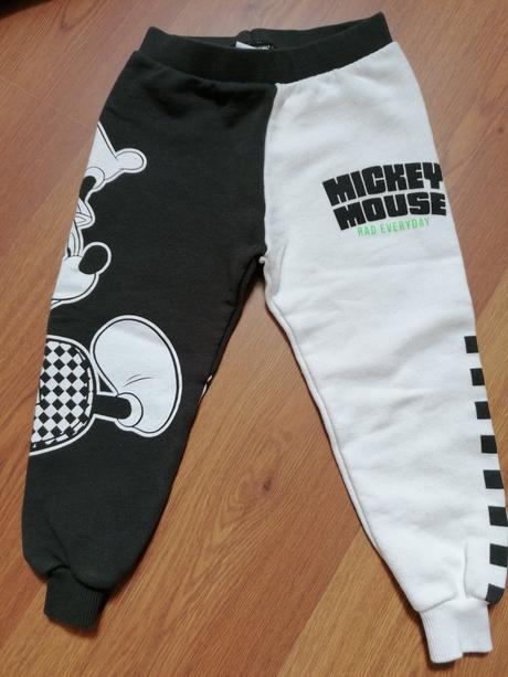 Zara tepláky 104, zara,104