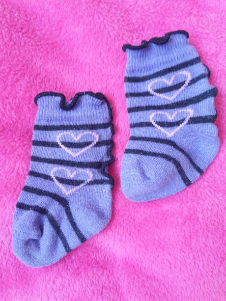 Srdiečkavé ponožky, 17