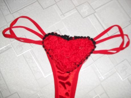 Srdieckove satenove tangaciky, m