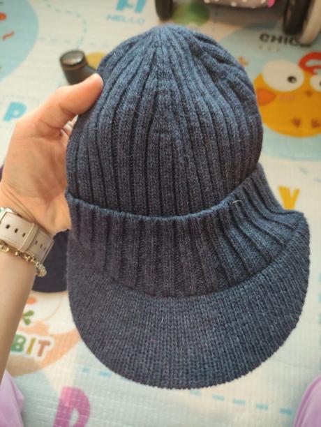 Nové pletené šiltovky, 