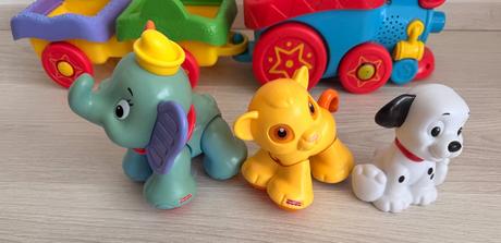 Fisher-price vláčik so zvieratkami,