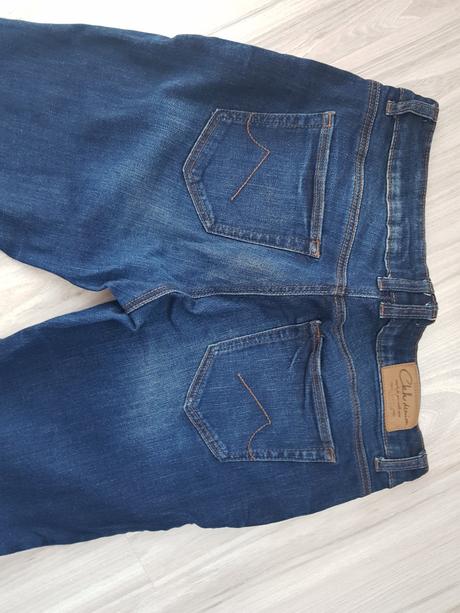 Tmavomodré rifle, c&a,l