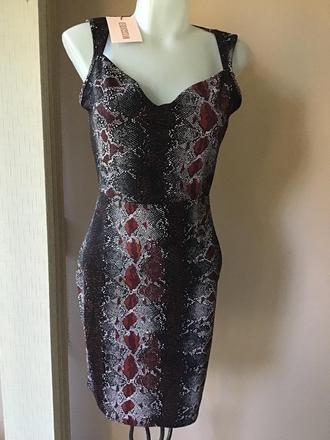 Krasne šaty missguided/194, 38