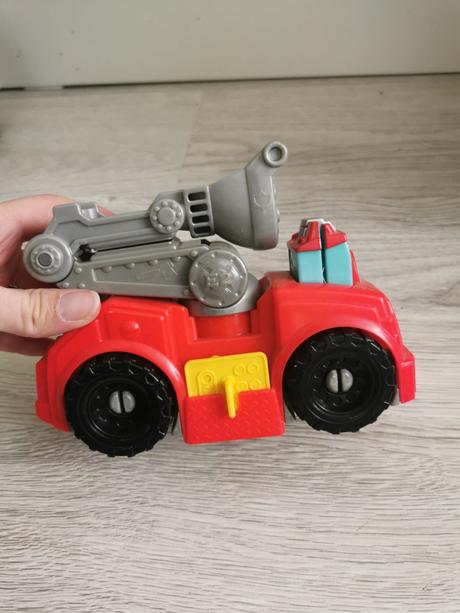 Auto na plastelínu,