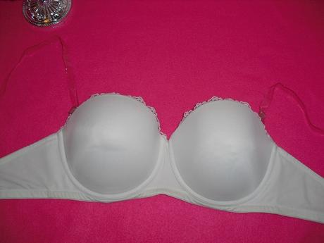 Velka podprsenka, 90a