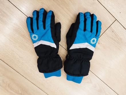 Rukavice do snehu, 122