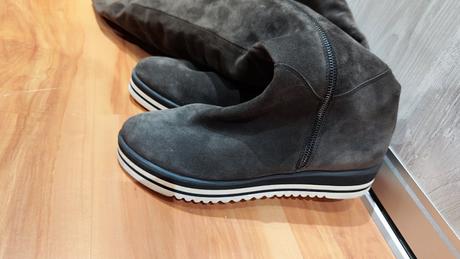 Čižmy z brúsenej kože, 39
