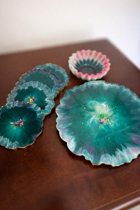 Suprava k stolovaniu, 