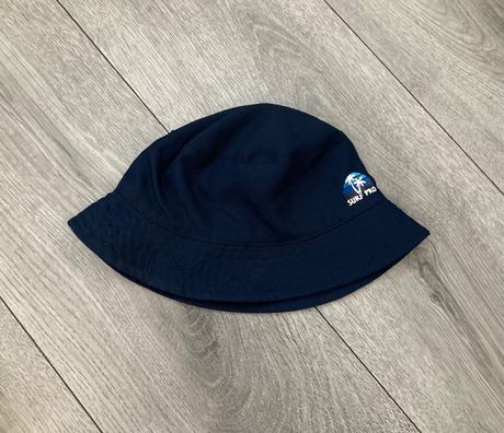 2x klobúk surf 104/122, c&a,104