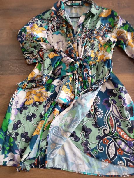 Saténové šaty, zara,m