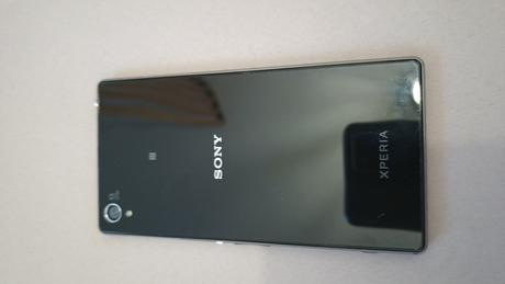 Maketa telefónu - sony xperia z1, sony